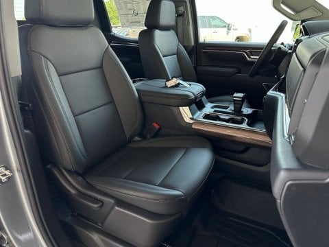 New Sterling Gray Metallic 2026 Chevrolet Silverado 1500 RST 4WD - photo 15 - Stock #261142