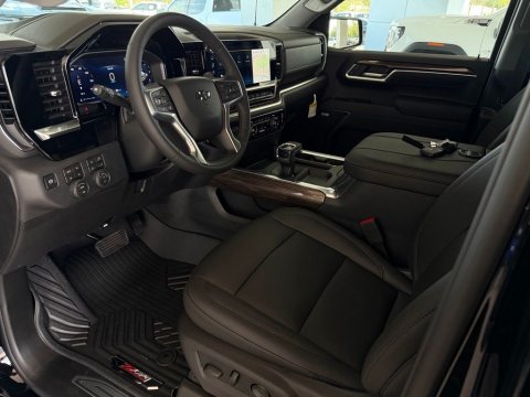 New Black 2026 Chevrolet Silverado 1500 RST 4WD - photo 9 - Stock #261247