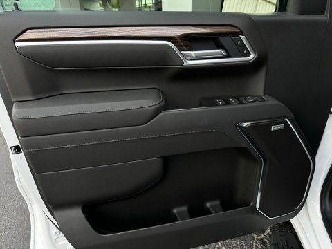 New Summit White 2026 Chevrolet Silverado 1500 RST 4WD - photo 10 - Stock #260962