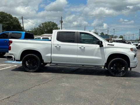 New Summit White 2026 Chevrolet Silverado 1500 RST 4WD - photo 4 - Stock #260962