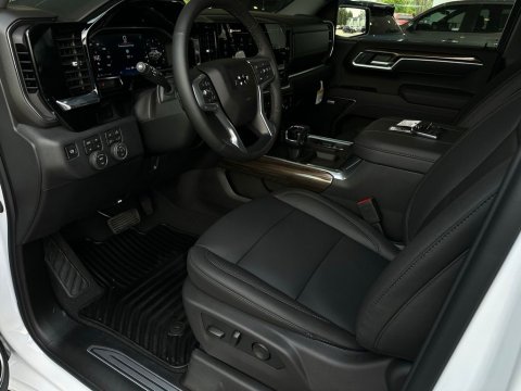 New Summit White 2026 Chevrolet Silverado 1500 RST 4WD - photo 9 - Stock #260962