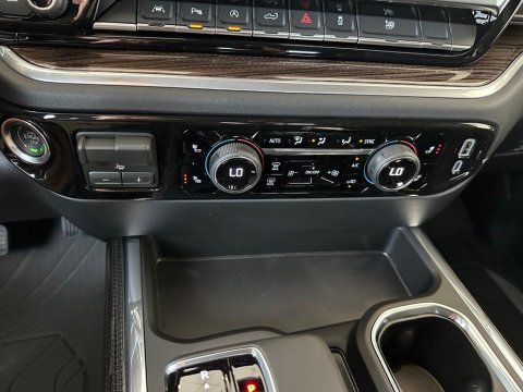 New Black 2026 Chevrolet Silverado 1500 RST 4WD - photo 24 - Stock #261073