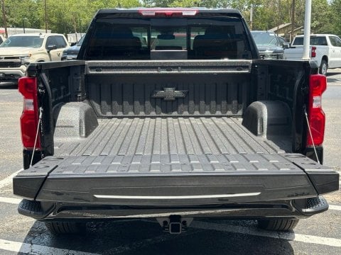 New Black 2026 Chevrolet Silverado 1500 RST 4WD - photo 6 - Stock #261073