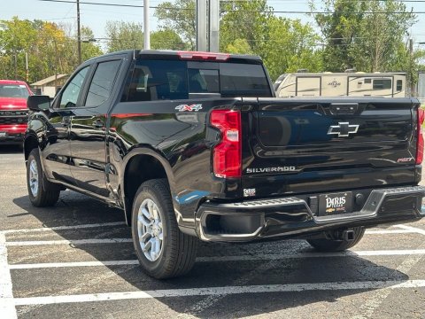 New Black 2026 Chevrolet Silverado 1500 RST 4WD - photo 8 - Stock #261073