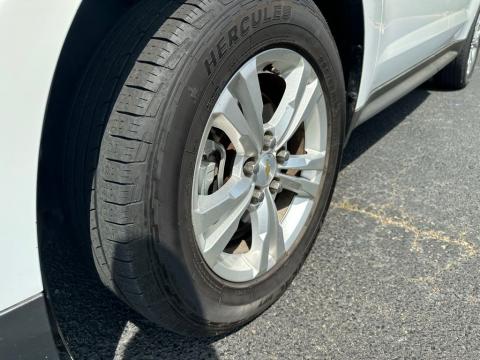 Pre-Owned Summit White 2015 Chevrolet Equinox LT FWD - photo 10 - Stock #X2444