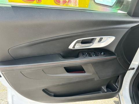 Pre-Owned Summit White 2015 Chevrolet Equinox LT FWD - photo 13 - Stock #X2444