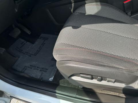 Pre-Owned Summit White 2015 Chevrolet Equinox LT FWD - photo 14 - Stock #X2444