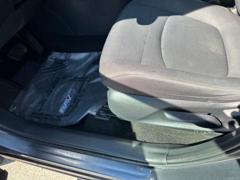 Pre-Owned Magnetic Gray Metallic 2020 Toyota RAV4 LE FWD - photo 14 - Stock #X2415