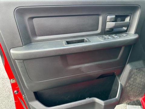Pre-Owned Flame Red Clearcoat 2018 Ram 2500 Tradesman 4WD - photo 11 - Stock #X2476