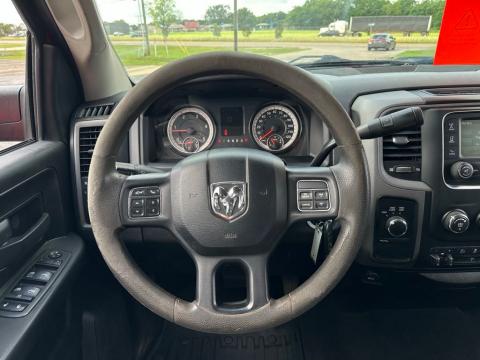 Pre-Owned Flame Red Clearcoat 2018 Ram 2500 Tradesman 4WD - photo 19 - Stock #X2476