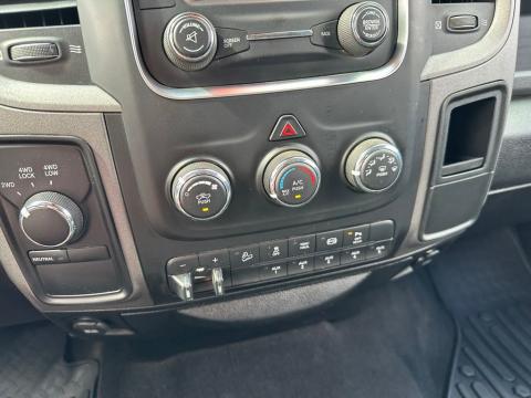 Pre-Owned Flame Red Clearcoat 2018 Ram 2500 Tradesman 4WD - photo 26 - Stock #X2476