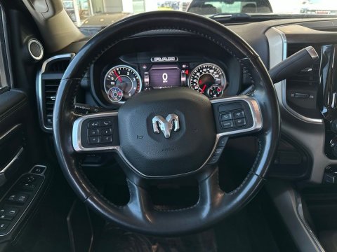 Pre-Owned Diamond Black Crystal Pearlcoat 2022 Ram 2500 Laramie 4WD - photo 19 - Stock #260888A