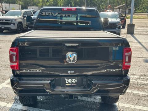 Pre-Owned Diamond Black Crystal Pearlcoat 2022 Ram 2500 Laramie 4WD - photo 6 - Stock #260888A