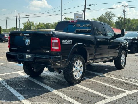 Pre-Owned Diamond Black Crystal Pearlcoat 2022 Ram 2500 Laramie 4WD - photo 7 - Stock #260888A