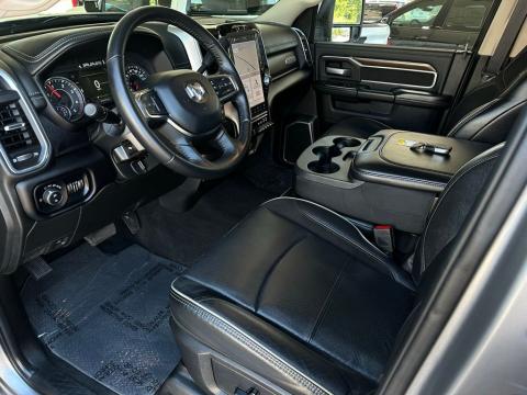 Pre-Owned Billet Silver Metallic Clearcoat 2024 Ram 2500 Laramie 4WD - photo 10 - Stock #A1065