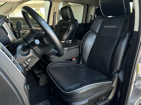 Pre-Owned Billet Silver Metallic Clearcoat 2024 Ram 2500 Laramie 4WD - photo 13 - Stock #A1065