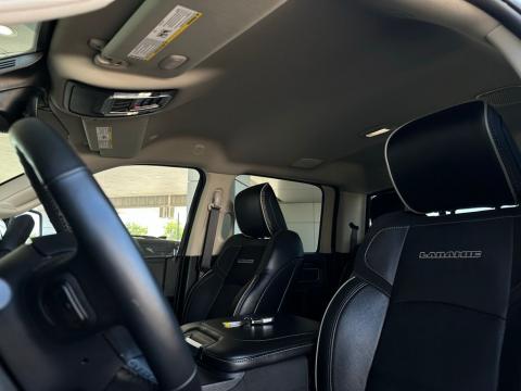 Pre-Owned Billet Silver Metallic Clearcoat 2024 Ram 2500 Laramie 4WD - photo 14 - Stock #A1065