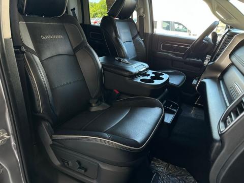 Pre-Owned Billet Silver Metallic Clearcoat 2024 Ram 2500 Laramie 4WD - photo 17 - Stock #A1065