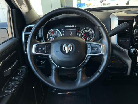 Pre-Owned Billet Silver Metallic Clearcoat 2024 Ram 2500 Laramie 4WD - photo 19 - Stock #A1065