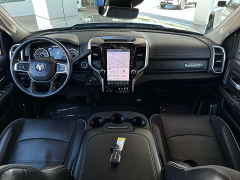 Pre-Owned Billet Silver Metallic Clearcoat 2024 Ram 2500 Laramie 4WD - photo 20 - Stock #A1065