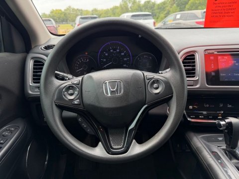 Pre-Owned Red 2018 Honda HR-V EX FWD - photo 19 - Stock #X2555