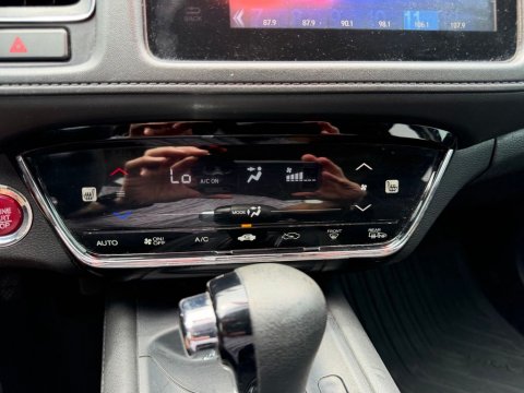 Pre-Owned Red 2018 Honda HR-V EX FWD - photo 25 - Stock #X2555