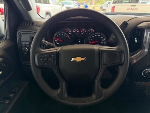 New Summit White 2026 Chevrolet Silverado 1500 WT RWD - photo 18 - Stock #261272