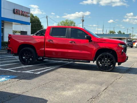 Pre-Owned Red Hot 2024 Chevrolet Silverado 1500 Custom RWD - photo 4 - Stock #260742A