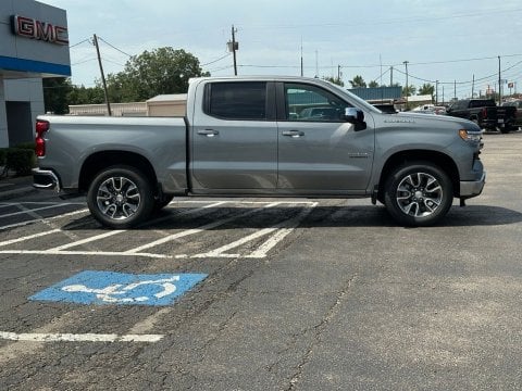 New Sterling Gray Metallic 2026 Chevrolet Silverado 1500 LT RWD - photo 4 - Stock #260933