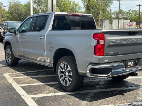 New Sterling Gray Metallic 2026 Chevrolet Silverado 1500 LT RWD - photo 8 - Stock #260933