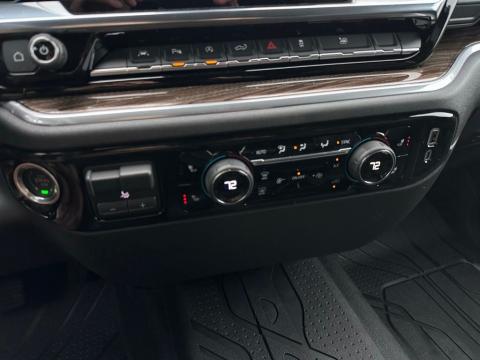 New Sterling Gray Metallic 2026 Chevrolet Silverado 1500 LT RWD - photo 24 - Stock #260982