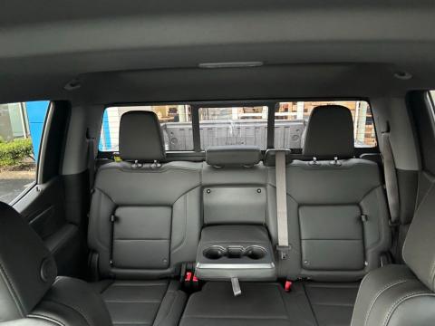 New Sterling Gray Metallic 2026 Chevrolet Silverado 1500 LT RWD - photo 25 - Stock #260982