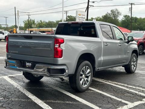 New Sterling Gray Metallic 2026 Chevrolet Silverado 1500 LT RWD - photo 7 - Stock #260982