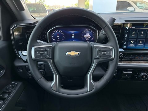 New Summit White 2026 Chevrolet Silverado 1500 LT RWD - photo 18 - Stock #260945