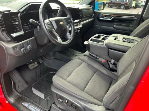 Pre-Owned Red Hot 2023 Chevrolet Silverado 1500 LT RWD - photo 10 - Stock #CF1003