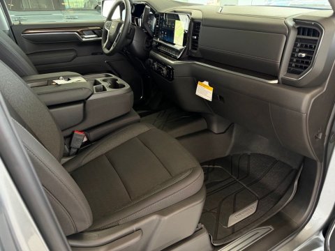 New Sterling Gray Metallic 2026 Chevrolet Silverado 1500 LT RWD - photo 15 - Stock #261318