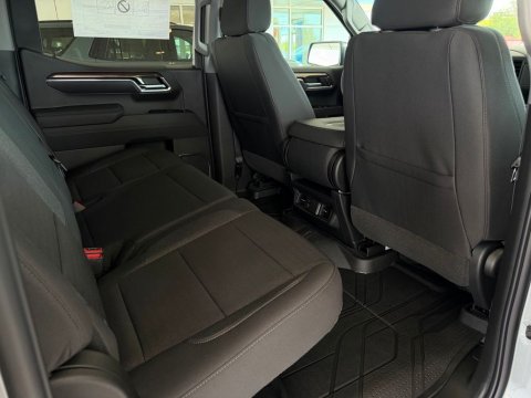 New Sterling Gray Metallic 2026 Chevrolet Silverado 1500 LT RWD - photo 17 - Stock #261318