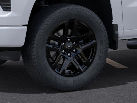 New Summit White 2026 Chevrolet Silverado 1500 RST RWD - photo 9 - Stock #261411