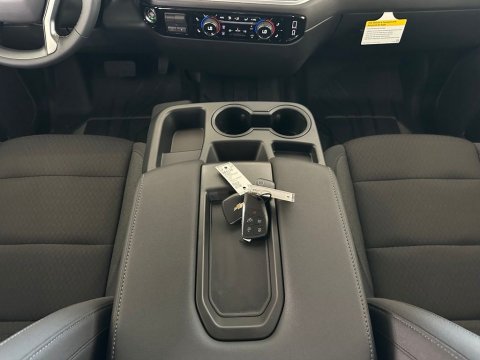 New White Sands 2026 Chevrolet Silverado 1500 RST RWD - photo 20 - Stock #261125