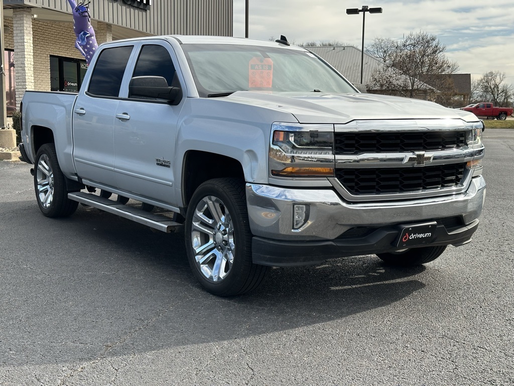 2018 Chevrolet Silverado LT's photo