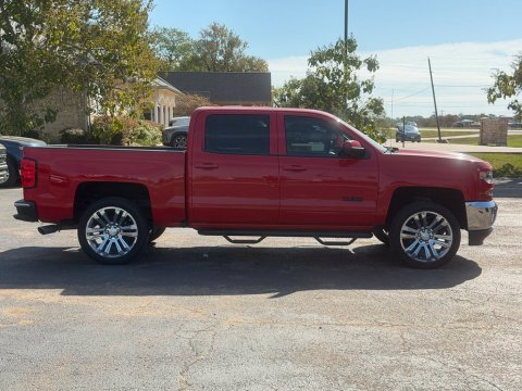Pre-Owned Red Hot 2017 Chevrolet Silverado 1500 LT RWD - photo 4 - Stock #X2608