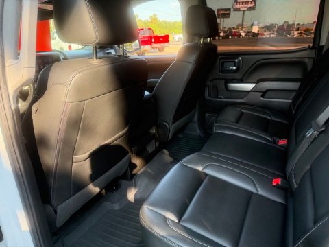 Pre-Owned Iridescent Pearl Tricoat 2018 Chevrolet Silverado 1500 LT RWD - photo 16 - Stock #X2526