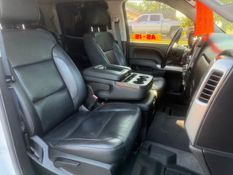 Pre-Owned Iridescent Pearl Tricoat 2018 Chevrolet Silverado 1500 LT RWD - photo 18 - Stock #X2526
