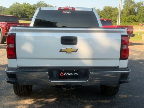 Pre-Owned Iridescent Pearl Tricoat 2018 Chevrolet Silverado 1500 LT RWD - photo 5 - Stock #X2526