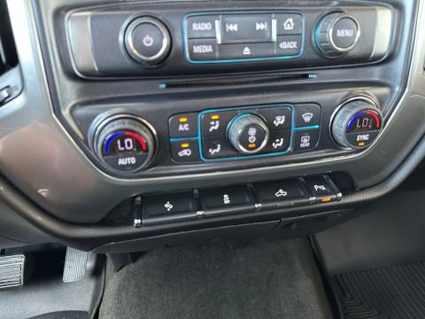 Pre-Owned Cajun Red Tintcoat 2018 Chevrolet Silverado 1500 LT RWD - photo 24 - Stock #260763A