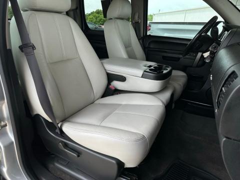 Pre-Owned Silver Ice Metallic 2013 Chevrolet Silverado 1500 LT RWD - photo 16 - Stock #260169B