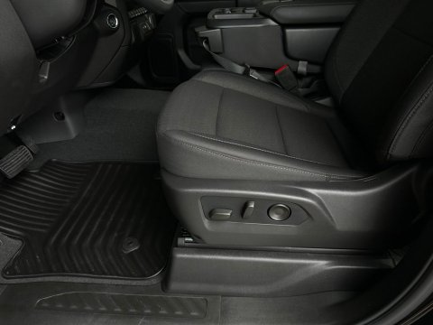 New Black 2026 Chevrolet Silverado 1500 Custom Trail Boss 4WD - photo 11 - Stock #261045