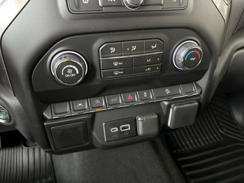 New Black 2026 Chevrolet Silverado 1500 Custom Trail Boss 4WD - photo 24 - Stock #261045