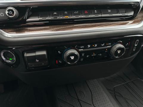 New Black 2026 Chevrolet Silverado 1500 RST 4WD - photo 24 - Stock #260876