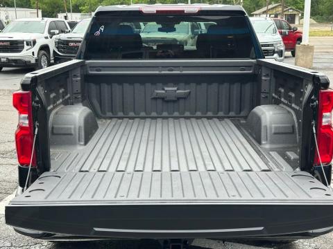 New Black 2026 Chevrolet Silverado 1500 RST 4WD - photo 6 - Stock #260876